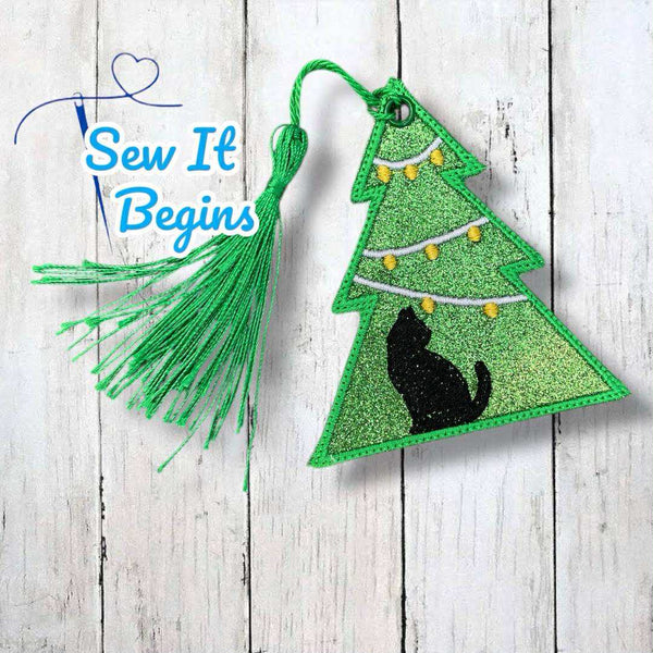 Sitting Cat in a Christmas Tree, Tree Shaped Decoration 4x4  - Digital Download