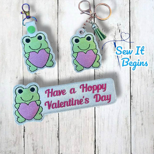Frog with Heart Snap Tab, Eyelet Fob and Book Mark Designs - Digital D ...